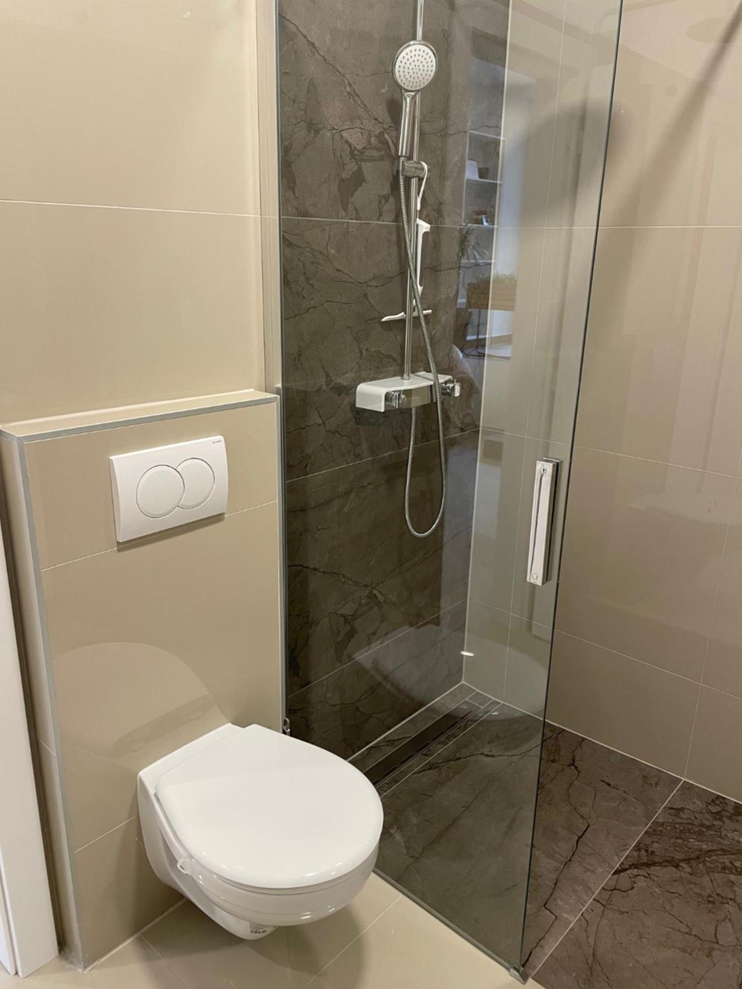 Glambyaj With Free Parking And Netflix Apartment *
